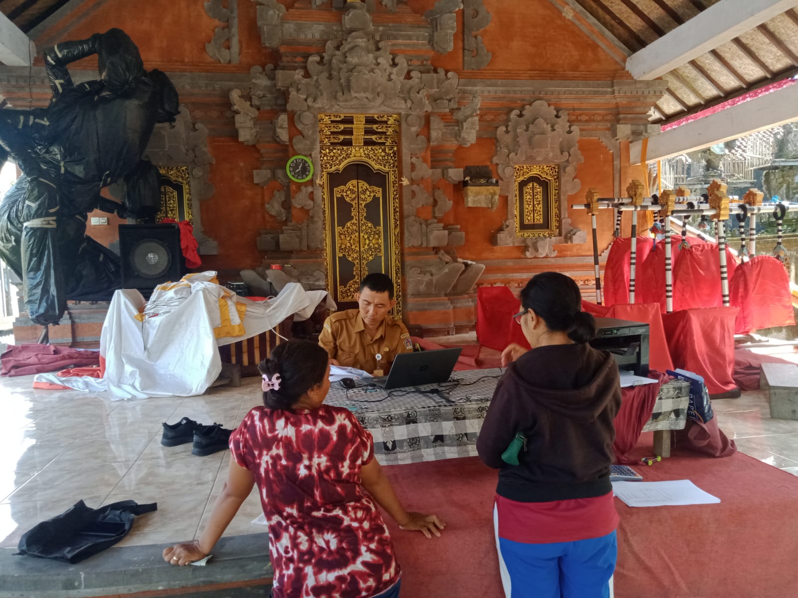 Pungutan Pajak PBB-P2 di Br Togoh Desa Bungbungan